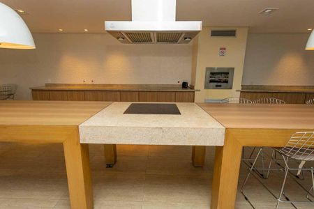 Apartamento à venda com 113m², 3 quartos e 2 vagas Apartamento à venda com 113m², 3 quartos e 2 vagasÁrea comum - Salão de festas