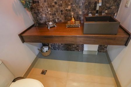 Apartamento à venda com 113m², 3 quartos e 2 vagas Apartamento à venda com 113m², 3 quartos e 2 vagasLavabo