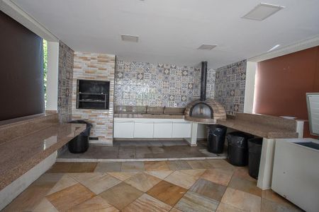 Apartamento à venda com 113m², 3 quartos e 2 vagas Apartamento à venda com 113m², 3 quartos e 2 vagasÁrea comum - Churrasqueira