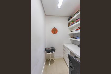 Apartamento à venda com 113m², 3 quartos e 2 vagas Apartamento à venda com 113m², 3 quartos e 2 vagasEscritório