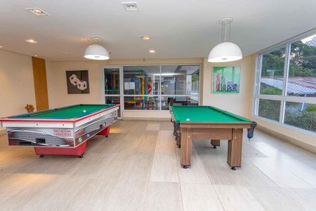 Apartamento à venda com 113m², 3 quartos e 2 vagas Apartamento à venda com 113m², 3 quartos e 2 vagasÁrea comum - Salão de jogos