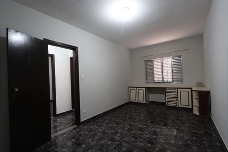 Casa para alugar com 350m², 3 quartos e 2 vagasQuarto 1 da Edícula