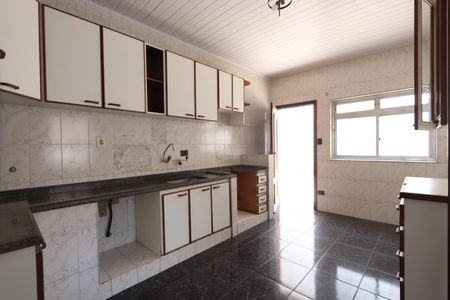 Casa para alugar com 350m², 3 quartos e 2 vagasCozinha