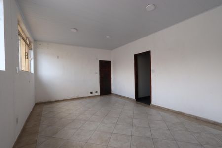 Casa para alugar com 350m², 3 quartos e 2 vagasSala