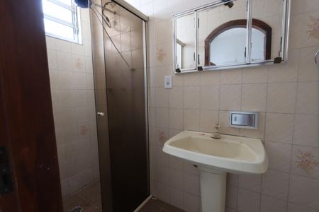 Casa para alugar com 350m², 3 quartos e 2 vagasBanheiro da Suíte