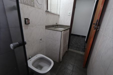Casa para alugar com 350m², 3 quartos e 2 vagasBanheiro da Edícula