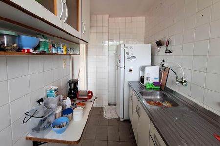 Apartamento à venda com 52m², 2 quartos e 1 vagaCozinha