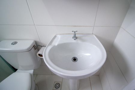 Apartamento para alugar com 49m², 2 quartos e 1 vaga Apartamento para alugar com 49m², 2 quartos e 1 vagaBanheiro