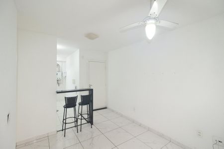 Apartamento para alugar com 40m², 2 quartos e 1 vagaSala