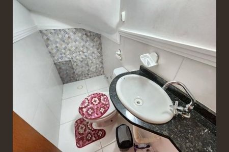 Casa à venda com 95m², 2 quartos e 1 vagaLavabo