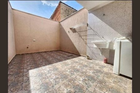 Casa à venda com 95m², 2 quartos e 1 vagaÁrea de Serviço