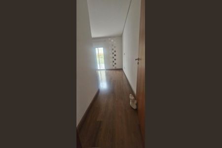 Casa de condomínio para alugar com 300m², 3 quartos e 4 vagasQuarto