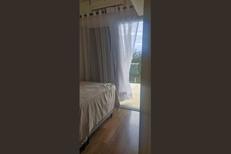 Casa de condomínio para alugar com 300m², 3 quartos e 4 vagasQuarto