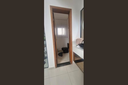 Casa de condomínio para alugar com 300m², 3 quartos e 4 vagasLavabo