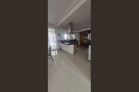 Casa de condomínio para alugar com 300m², 3 quartos e 4 vagasCozinha