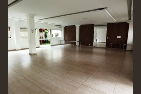 Apartamento à venda com 44m², 2 quartos e 1 vaga Apartamento à venda com 44m², 2 quartos e 1 vagaSalão de Festas