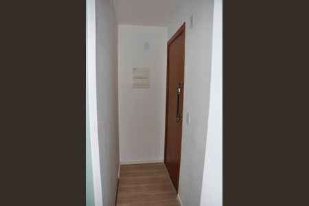 Apartamento à venda com 44m², 2 quartos e 1 vaga Apartamento à venda com 44m², 2 quartos e 1 vagaDetalhe - Hall Apto.