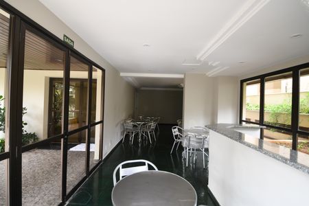 Apartamento para alugar com 55m², 1 quarto e 1 vagaÁrea comum - Salão de festas