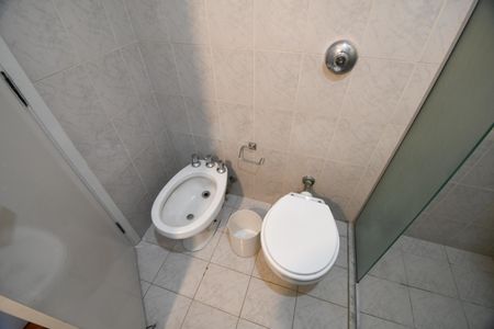 Banheiro Suíte de apartamento para alugar com 1 quarto, 55m² em Cambuí, Campinas