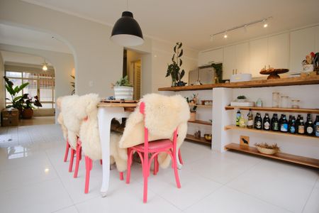 Casa à venda com 220m², 3 quartos e 2 vagasCopa