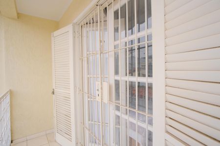 Casa à venda com 220m², 3 quartos e 2 vagasVaranda da Suíte