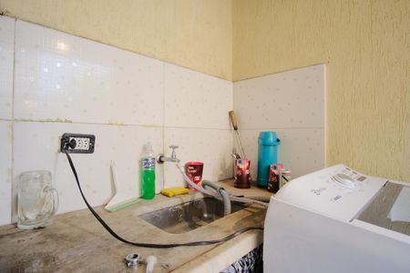 Casa à venda com 220m², 3 quartos e 2 vagasÁrea gourmet e de serviço