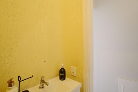 Casa à venda com 220m², 3 quartos e 2 vagasLavabo