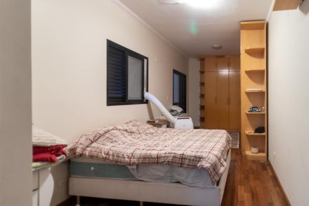 Casa à venda com 185m², 3 quartos e 2 vagas Casa à venda com 185m², 3 quartos e 2 vagasSuíte