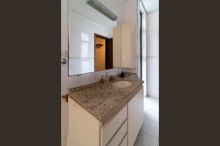 Casa à venda com 185m², 3 quartos e 2 vagas Casa à venda com 185m², 3 quartos e 2 vagasBanheiro da Suíte