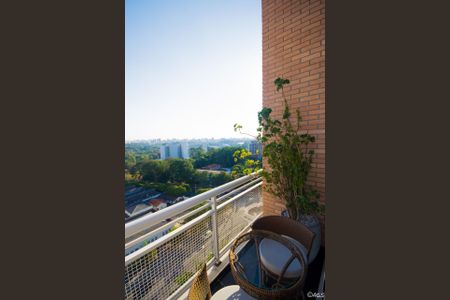 Apartamento à venda com 68m², 2 quartos e 2 vagasVista