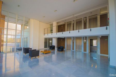 Apartamento à venda com 68m², 2 quartos e 2 vagasHall