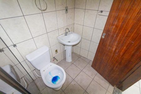 Casa para alugar com 70m², 2 quartos e sem vaga Casa para alugar com 70m², 2 quartos e sem vagaBanheiro 1