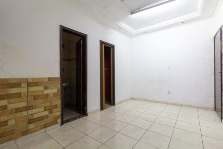 Casa para alugar com 70m², 2 quartos e sem vaga Casa para alugar com 70m², 2 quartos e sem vagaSala