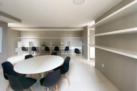 Apartamento para alugar com 55m², 2 quartos e 1 vagaÁrea comum