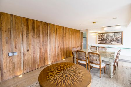 Apartamento para alugar com 201m², 2 quartos e 4 vagas Apartamento para alugar com 201m², 2 quartos e 4 vagasSala