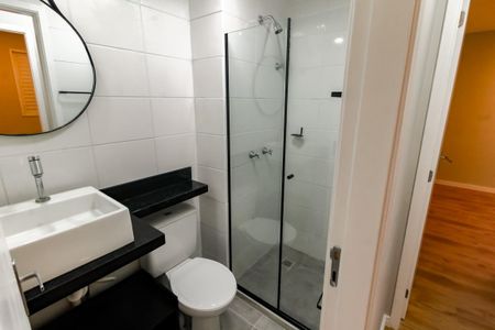 Apartamento para alugar com 45m², 2 quartos e 1 vaga Apartamento para alugar com 45m², 2 quartos e 1 vagaBanheiro