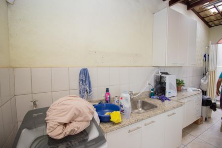 Casa à venda com 252m², 3 quartos e 4 vagasÁrea de Serviço