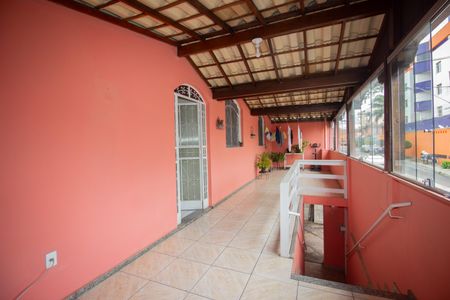 Casa à venda com 252m², 3 quartos e 4 vagasÁrea gourmet