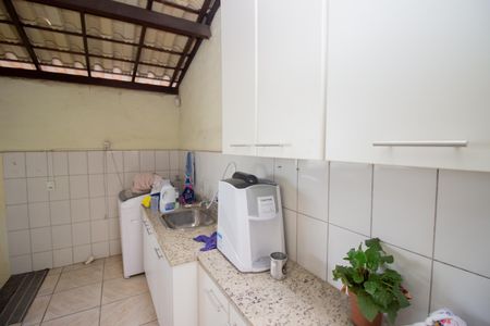 Casa à venda com 252m², 3 quartos e 4 vagasÁrea de Serviço