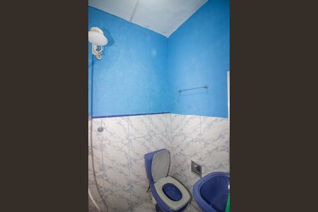 Casa à venda com 252m², 3 quartos e 4 vagasBanheiro