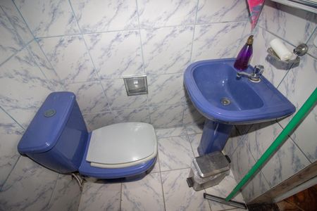 Casa à venda com 252m², 3 quartos e 4 vagasBanheiro