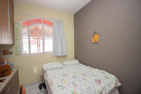 Casa à venda com 252m², 3 quartos e 4 vagasQuarto 2