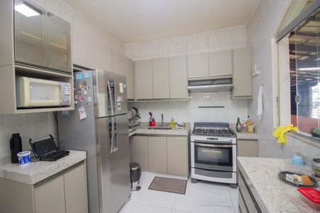 Casa à venda com 252m², 3 quartos e 4 vagasCozinha