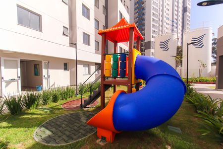 Apartamento à venda com 35m², 2 quartos e sem vagaÁrea comum - Playground