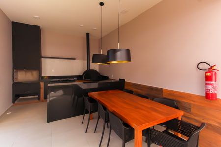 Apartamento à venda com 35m², 2 quartos e sem vagaÁrea comum - Churrasqueira