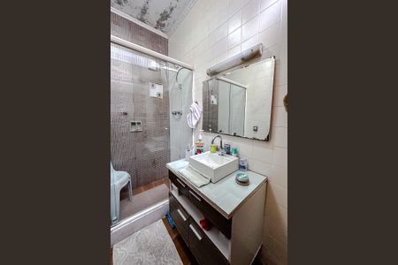 Casa à venda com 180m², 3 quartos e 1 vaga Casa à venda com 180m², 3 quartos e 1 vagaBanheiro