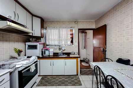 Casa à venda com 180m², 3 quartos e 1 vaga Casa à venda com 180m², 3 quartos e 1 vagaCozinha