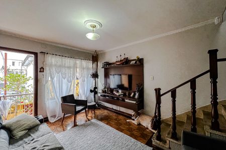 Casa à venda com 180m², 3 quartos e 1 vaga Casa à venda com 180m², 3 quartos e 1 vagaSala