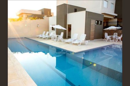 Apartamento à venda com 60m², 2 quartos e 1 vaga Apartamento à venda com 60m², 2 quartos e 1 vagaÁrea comum - Piscina
