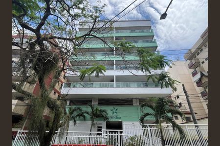 Apartamento à venda com 96m², 3 quartos e 2 vagasFachada